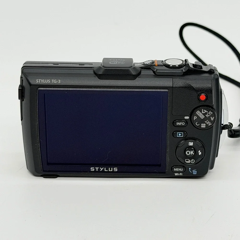 Olympus Tough TG-3 Waterproof Digital Camera Black Bundle TCON-T01 Teleconverter